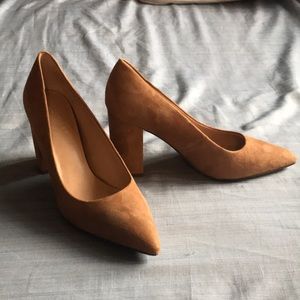 Tan Suede Franco Sarto block heel size 7.5